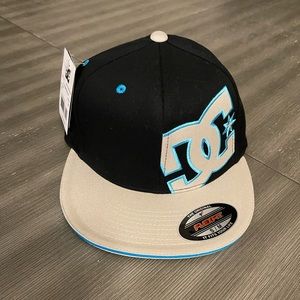 DC flex fit cap